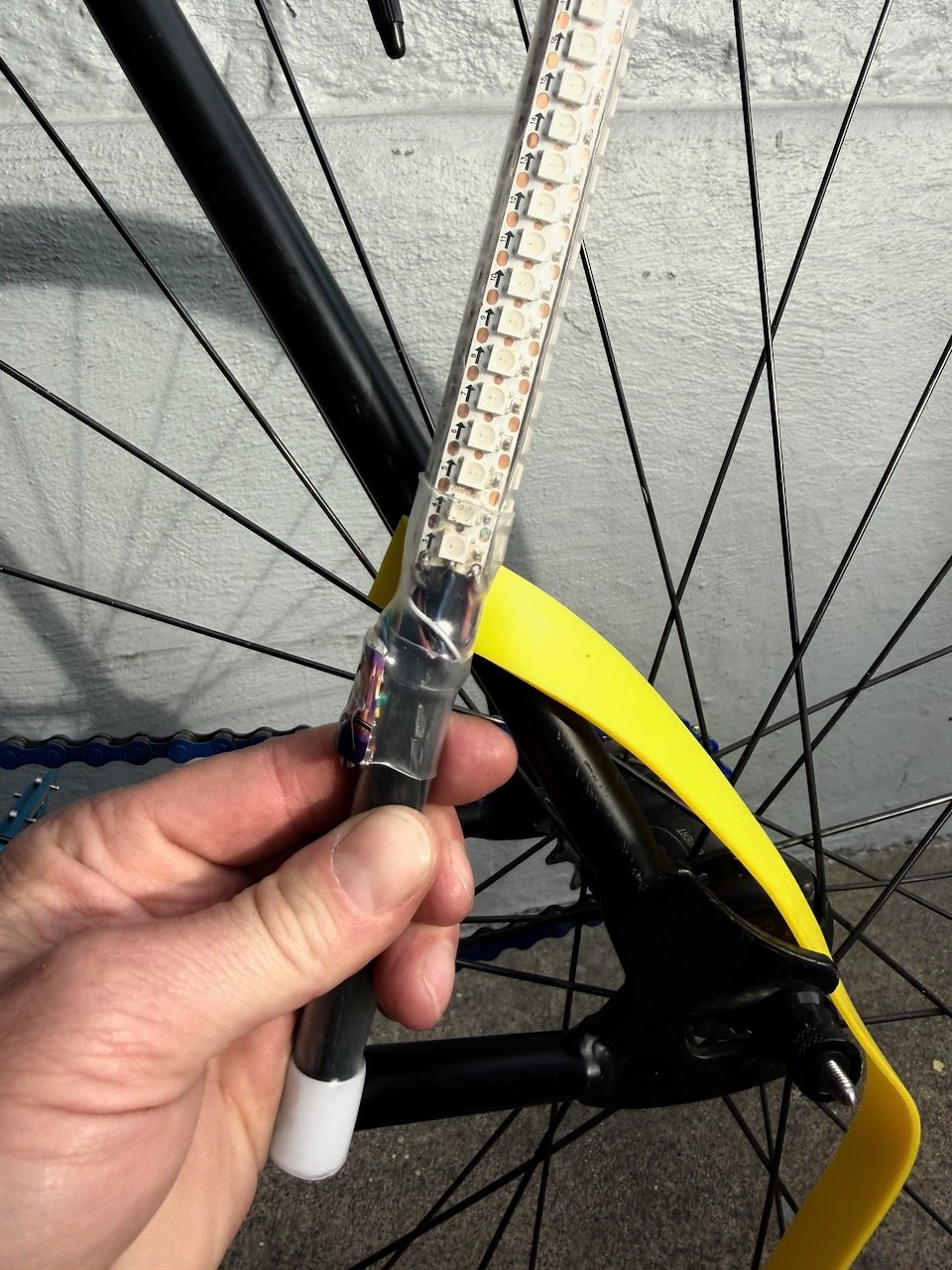 Starting rubber strap at top